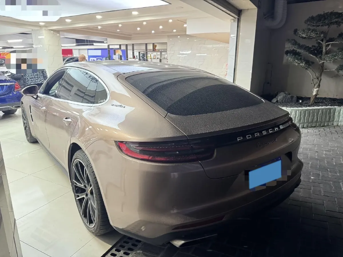 2019 Porsche Panamera 2.9T 330HP V6 8DCT,autocango,china used car exporter,china ev exporter,chinese used car exporter,chinese used ev exporter