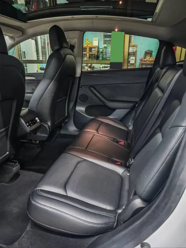 2022 Tesla Model Y BEV 60KWH,autocango,china used car exporter,china ev exporter,chinese used car exporter,chinese used ev exporter