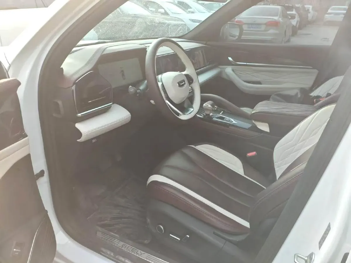 2021 Geely Monjaro 2.0T 218HP L4 7DCT,autocango,china used car exporter,china ev exporter,chinese used car exporter,chinese used ev exporter