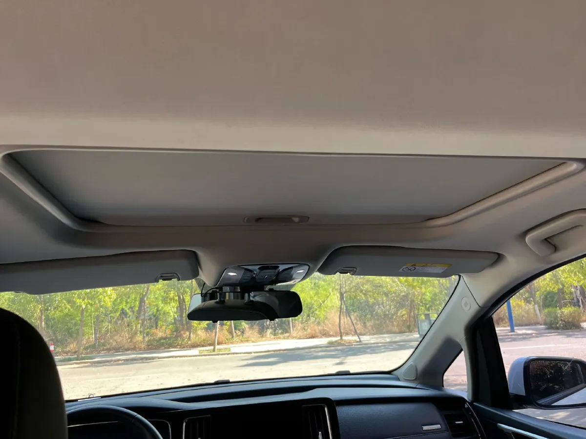 2021 GAC Trumpchi M8 2.0T 252HP L4 8AT,autocango,china used car exporter,china ev exporter,chinese used car exporter,chinese used ev exporter