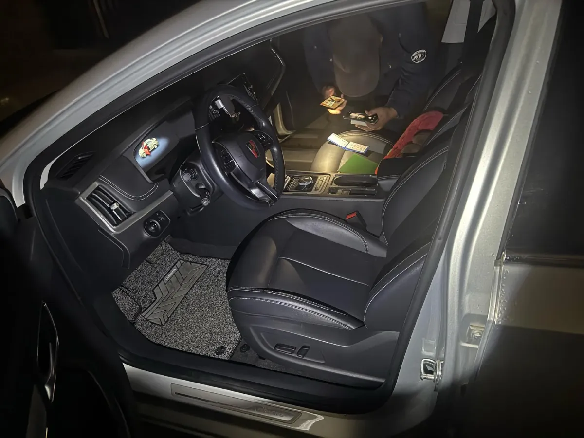 2019 Roewe i6 1.5T 169HP L4 AMT PHEV 9.1KWH,autocango,china used car exporter,china ev exporter,chinese used car exporter,chinese used ev exporter