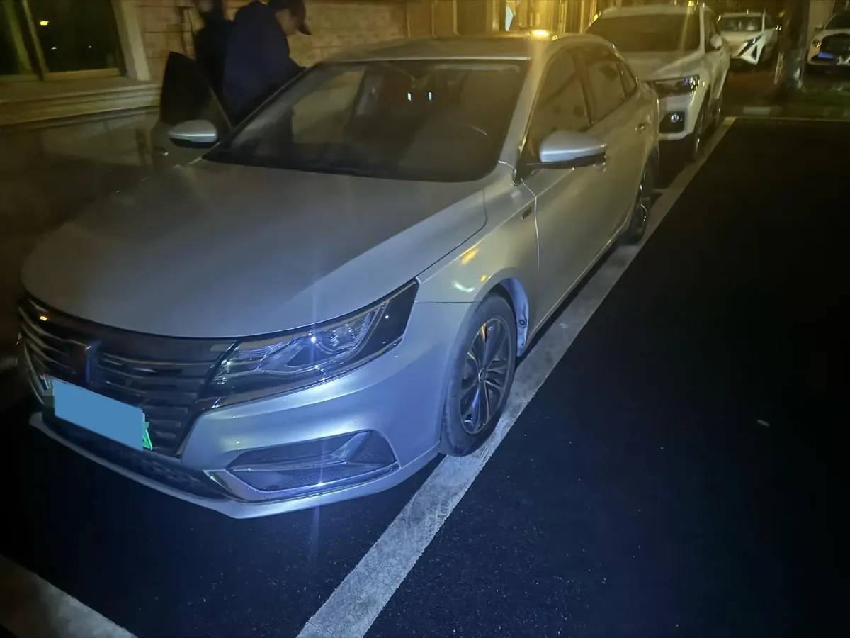 2019 Roewe i6 1.5T 169HP L4 AMT PHEV 9.1KWH,autocango,china used car exporter,china ev exporter,chinese used car exporter,chinese used ev exporter