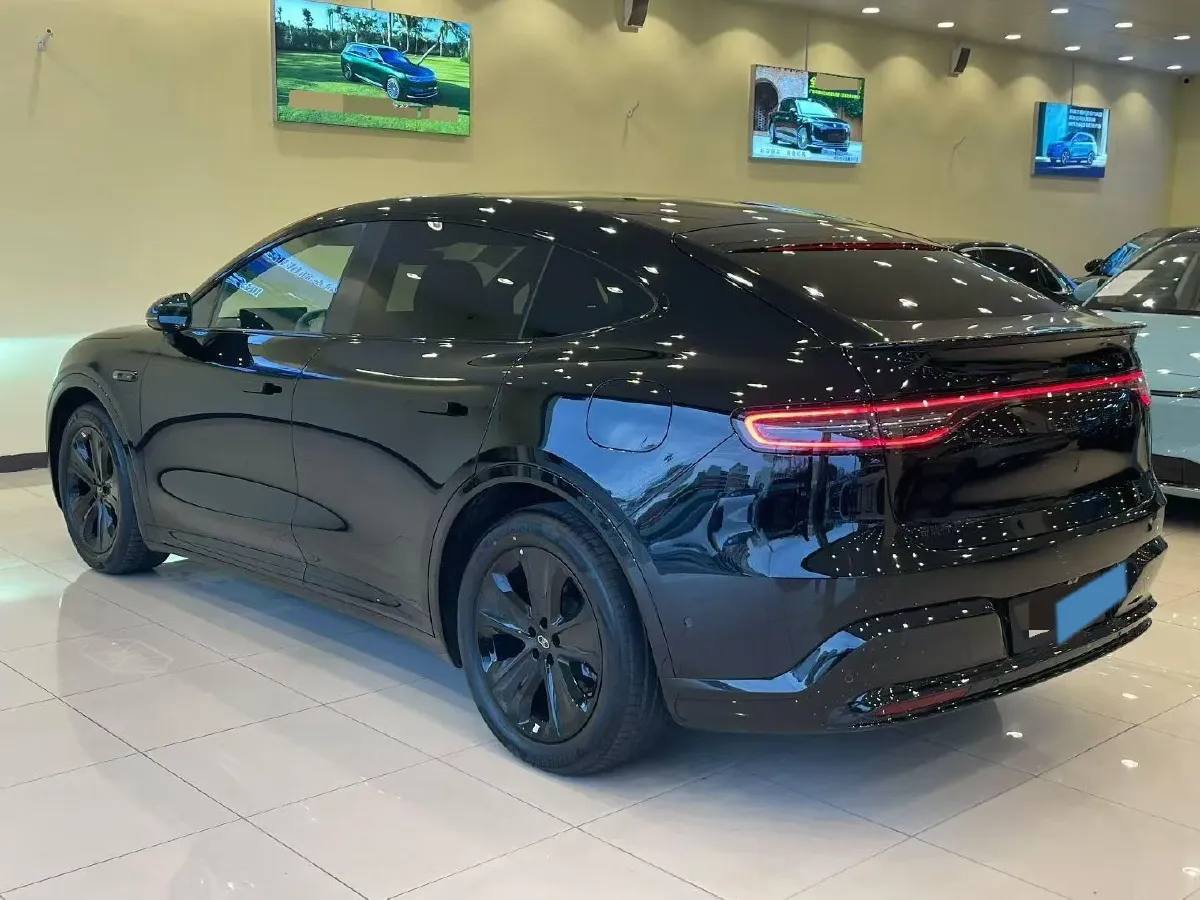 2026 Luxeed R7 REEV 156HP REEV,autocango,china used car exporter,china ev exporter,chinese used car exporter,chinese used ev exporter