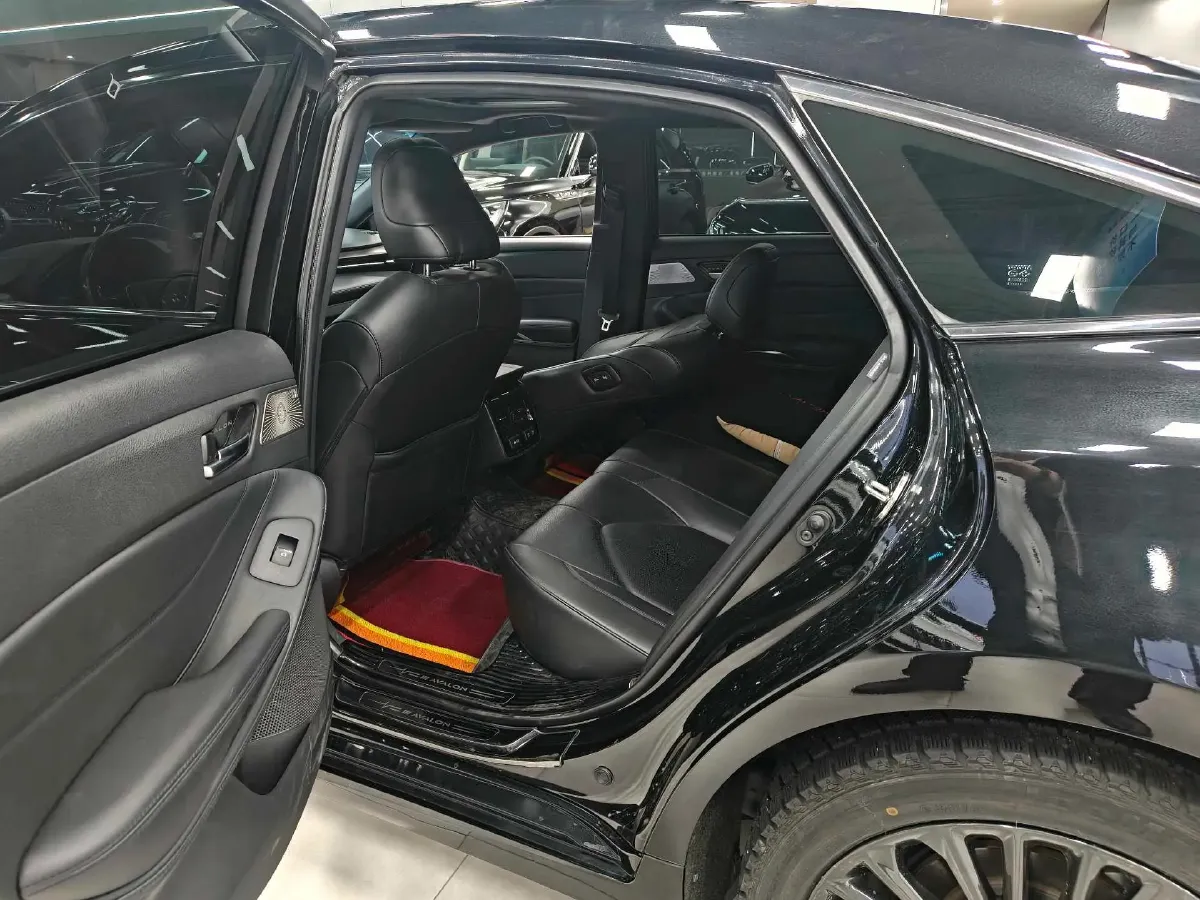 2019 Toyota Avalon 2.0L 178HP L4 CVT,autocango,china used car exporter,china ev exporter,chinese used car exporter,chinese used ev exporter