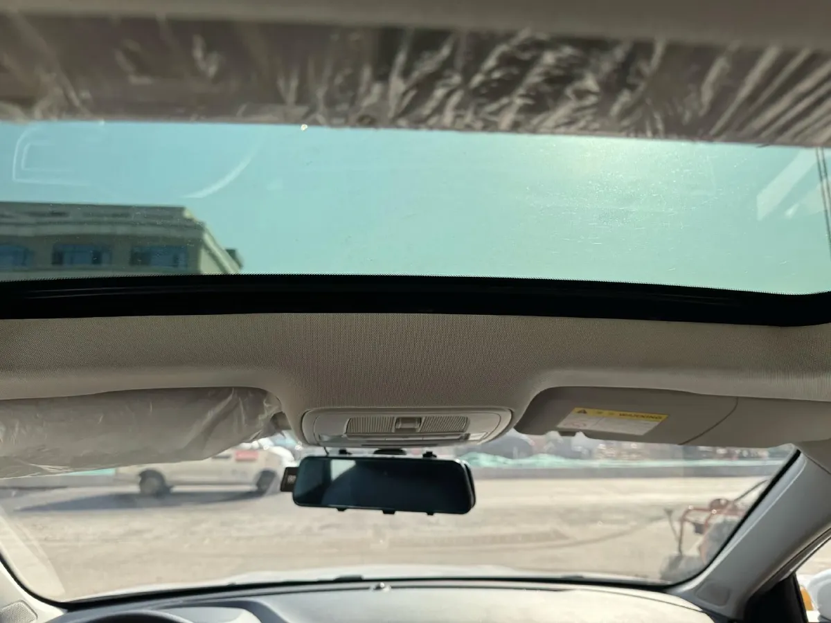 2019 Roewe i5 1.5L 120HP L4 5MT,autocango,china used car exporter,china ev exporter,chinese used car exporter,chinese used ev exporter