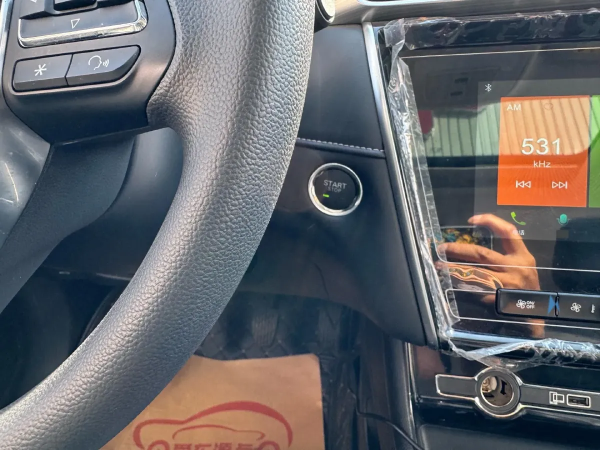 2019 Roewe i5 1.5L 120HP L4 5MT,autocango,china used car exporter,china ev exporter,chinese used car exporter,chinese used ev exporter