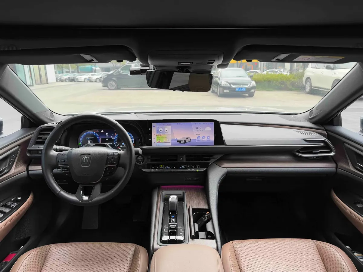 2024 Toyota Crown 2.5L 185HP L4 E-CVT Hybrid,autocango,china used car exporter,china ev exporter,chinese used car exporter,chinese used ev exporter