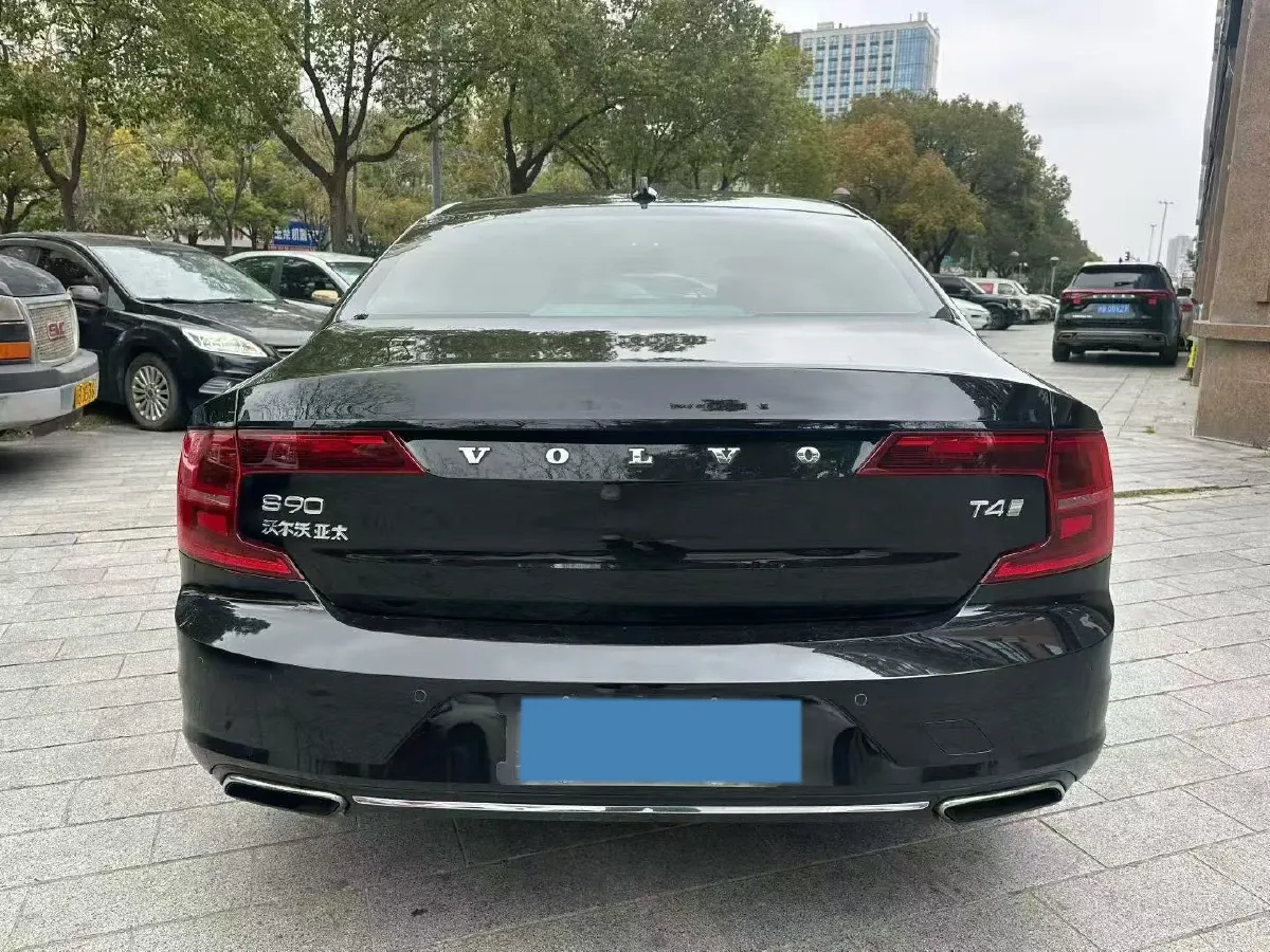 2018 Volvo S90 2.0T 190HP L4 8AT,autocango,china used car exporter,china ev exporter,chinese used car exporter,chinese used ev exporter