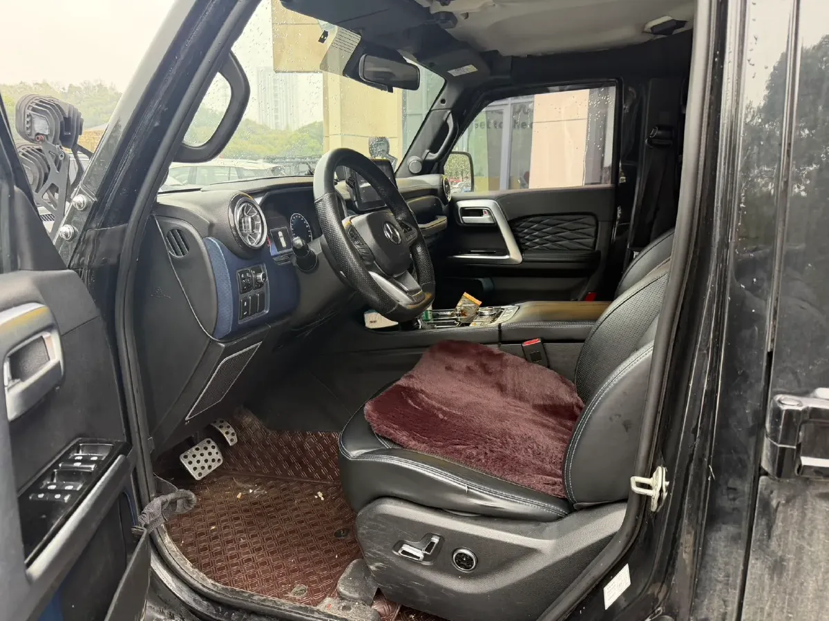 2019 Beijing BJ40 2.3T 231HP L4 6AT,autocango,china used car exporter,china ev exporter,chinese used car exporter,chinese used ev exporter