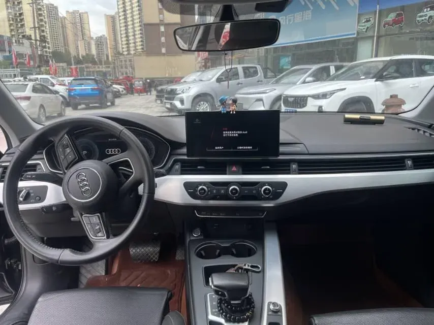 2020 Audi A4L 2.0T 190HP L4 7DCT,autocango,china used car exporter,china ev exporter,chinese used car exporter,chinese used ev exporter