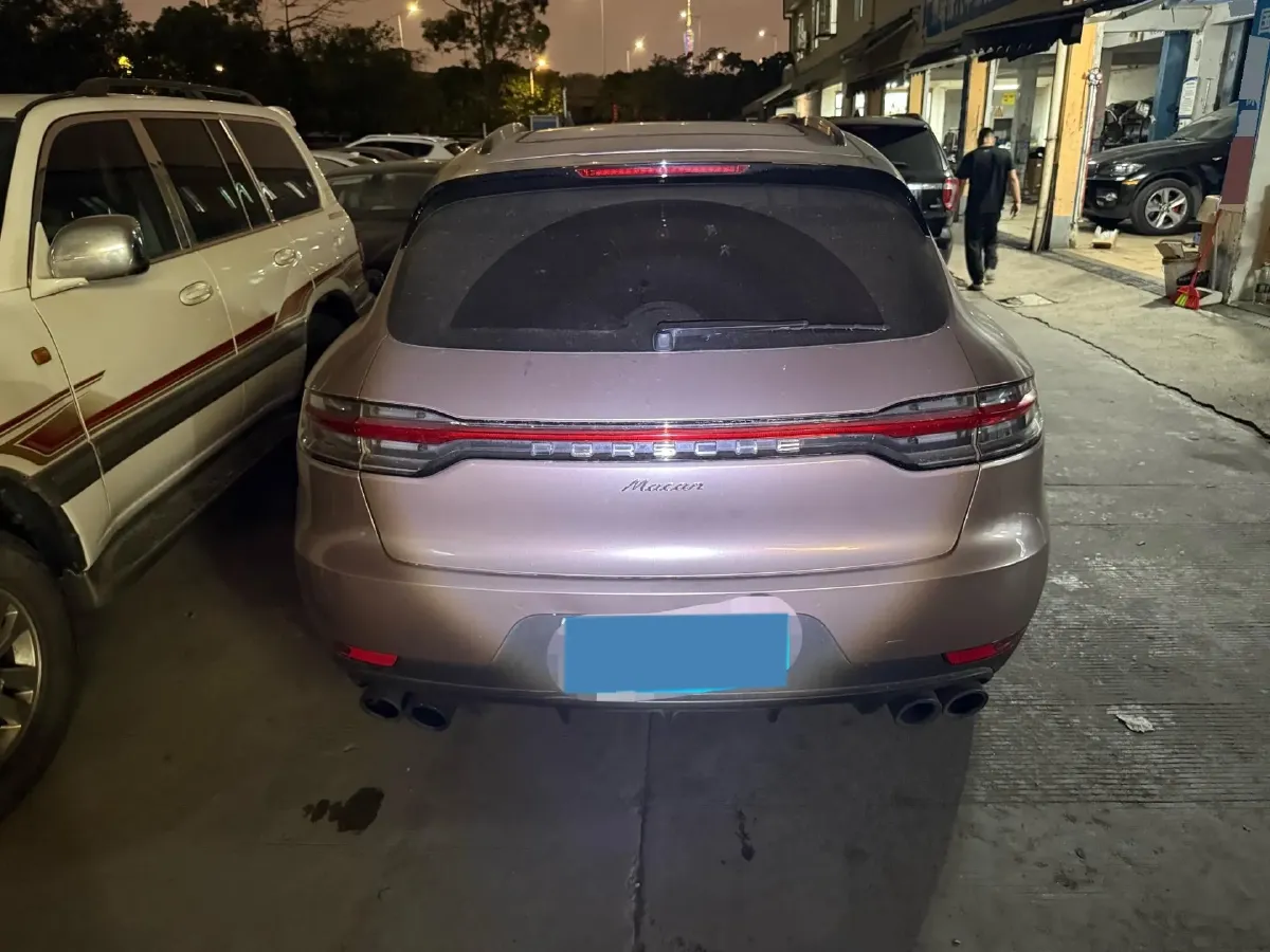 2020 Porsche Macan 2.0T 252HP L4 7DCT,autocango,china used car exporter,china ev exporter,chinese used car exporter,chinese used ev exporter