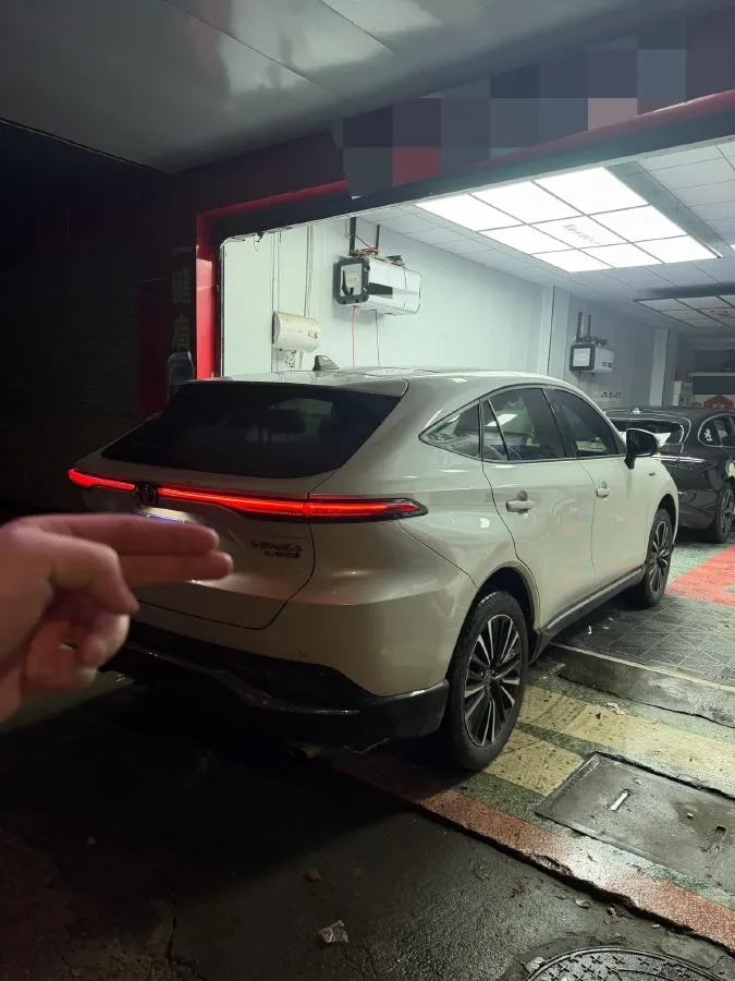 2022 Toyota Venza 2.5L 178HP L4 E-CVT Hybrid,autocango,china used car exporter,china ev exporter,chinese used car exporter,chinese used ev exporter