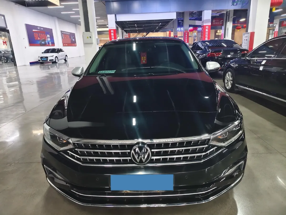2023 Volkswagen Magotan 1.4T 150HP L4 7DCT,autocango,china used car exporter,china ev exporter,chinese used car exporter,chinese used ev exporter
