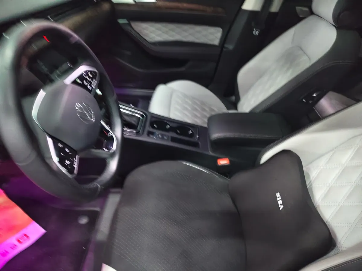 2023 Volkswagen Magotan 1.4T 150HP L4 7DCT,autocango,china used car exporter,china ev exporter,chinese used car exporter,chinese used ev exporter