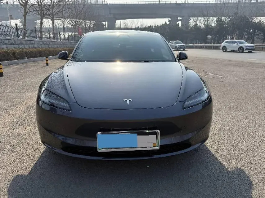 2025 Tesla Model 3 BEV 62.5KWH,autocango,china used car exporter,china ev exporter,chinese used car exporter,chinese used ev exporter