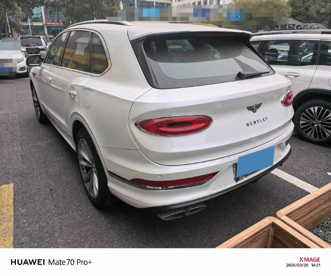 2021 Bentley Bentayga 3.0T 340HP V6 8AT PHEV 17.3KWH,autocango,china used car exporter,china ev exporter,chinese used car exporter,chinese used ev exporter