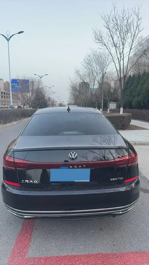 2025 Volkswagen Passat 2.0T 220HP L4 7DCT,autocango,china used car exporter,china ev exporter,chinese used car exporter,chinese used ev exporter
