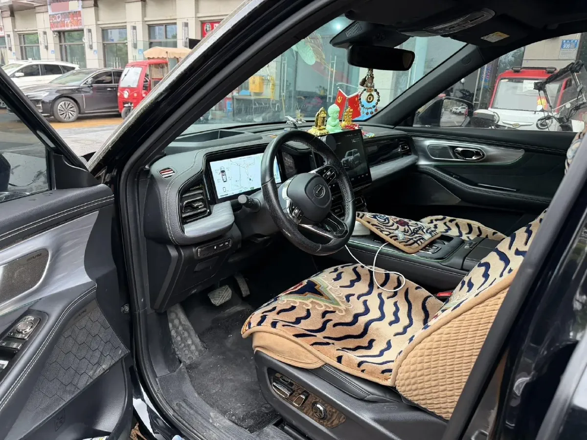 2022 GAC Trumpchi GS8 2.0T 190HP L4 E-CVT Hybrid,autocango,china used car exporter,china ev exporter,chinese used car exporter,chinese used ev exporter