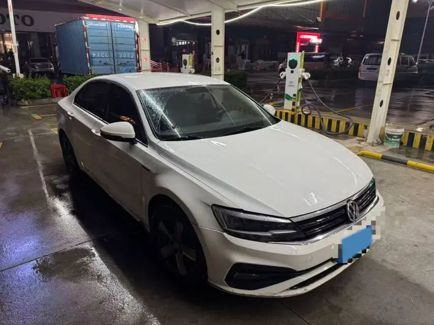 2019 Volkswagen Lamando 1.4T 131HP L4 5MT,autocango,china used car exporter,china ev exporter,chinese used car exporter,chinese used ev exporter