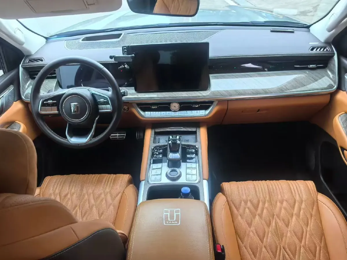 2023 Tank 500 2.0T 252HP L4 9AT PHEV 37.1KWH,autocango,china used car exporter,china ev exporter,chinese used car exporter,chinese used ev exporter