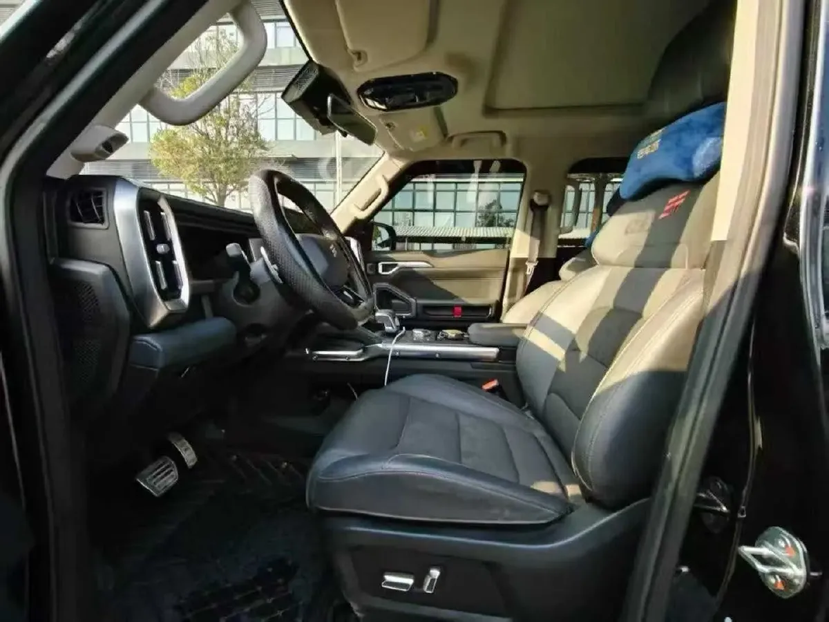 2023 Jetour Traveller 2.0T 254HP L4 7DCT,autocango,china used car exporter,china ev exporter,chinese used car exporter,chinese used ev exporter