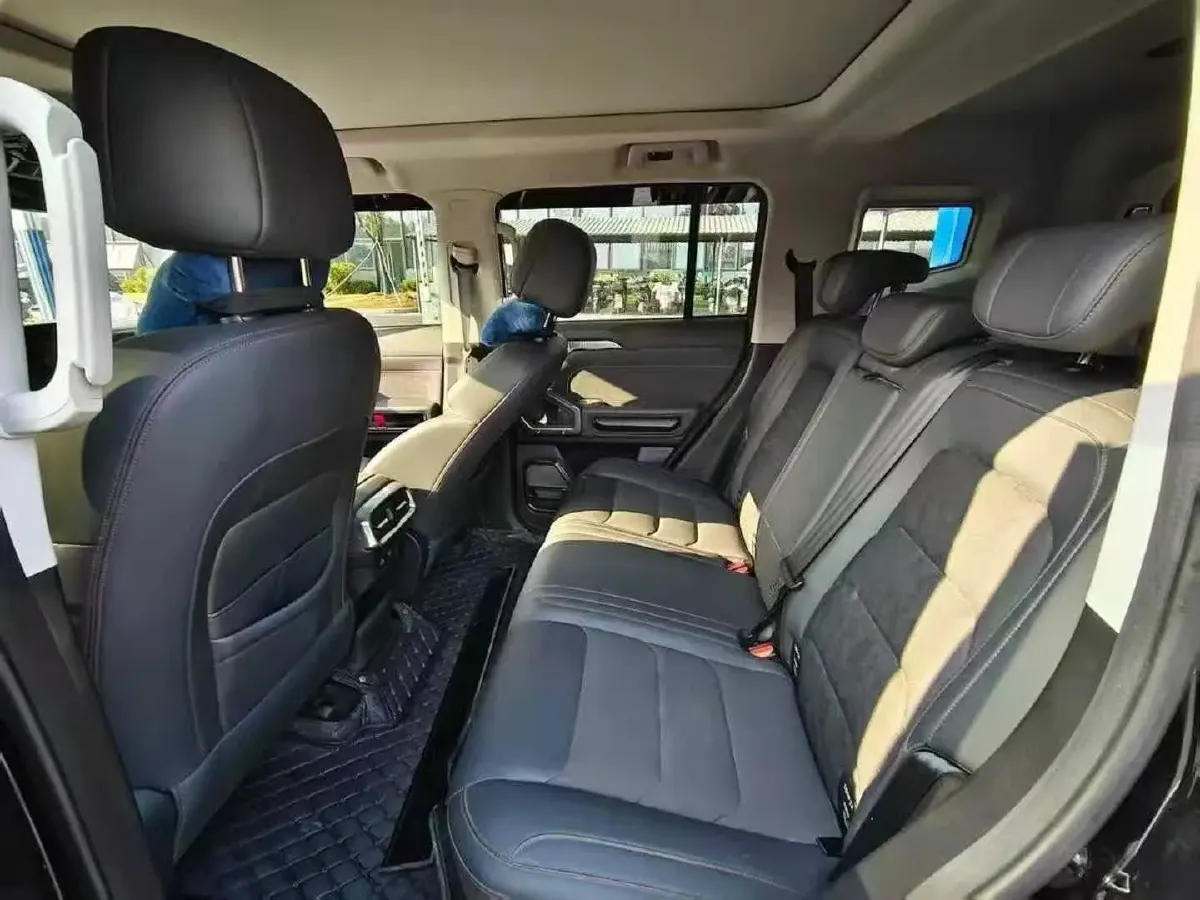 2023 Jetour Traveller 2.0T 254HP L4 7DCT,autocango,china used car exporter,china ev exporter,chinese used car exporter,chinese used ev exporter