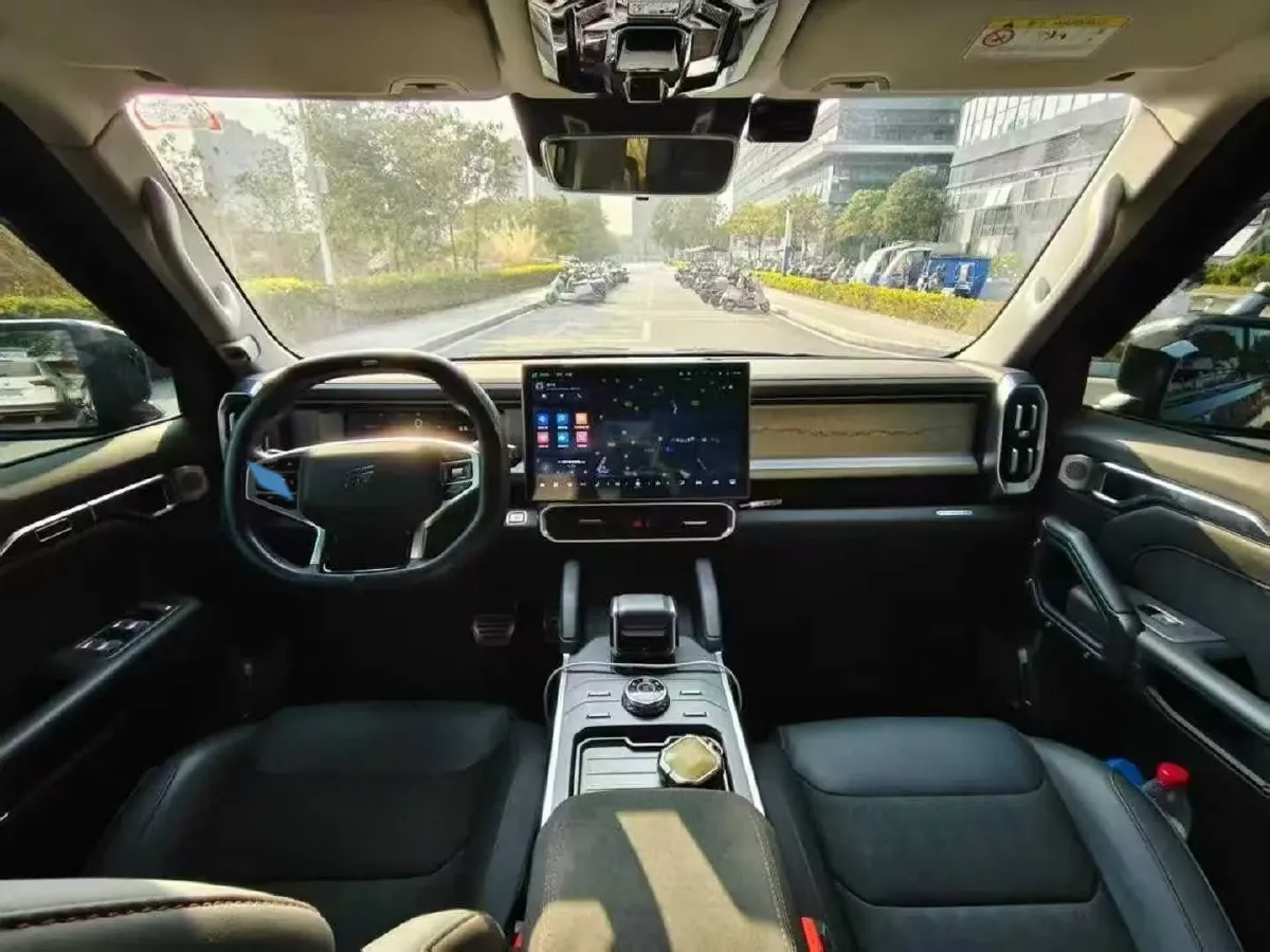 2023 Jetour Traveller 2.0T 254HP L4 7DCT,autocango,china used car exporter,china ev exporter,chinese used car exporter,chinese used ev exporter