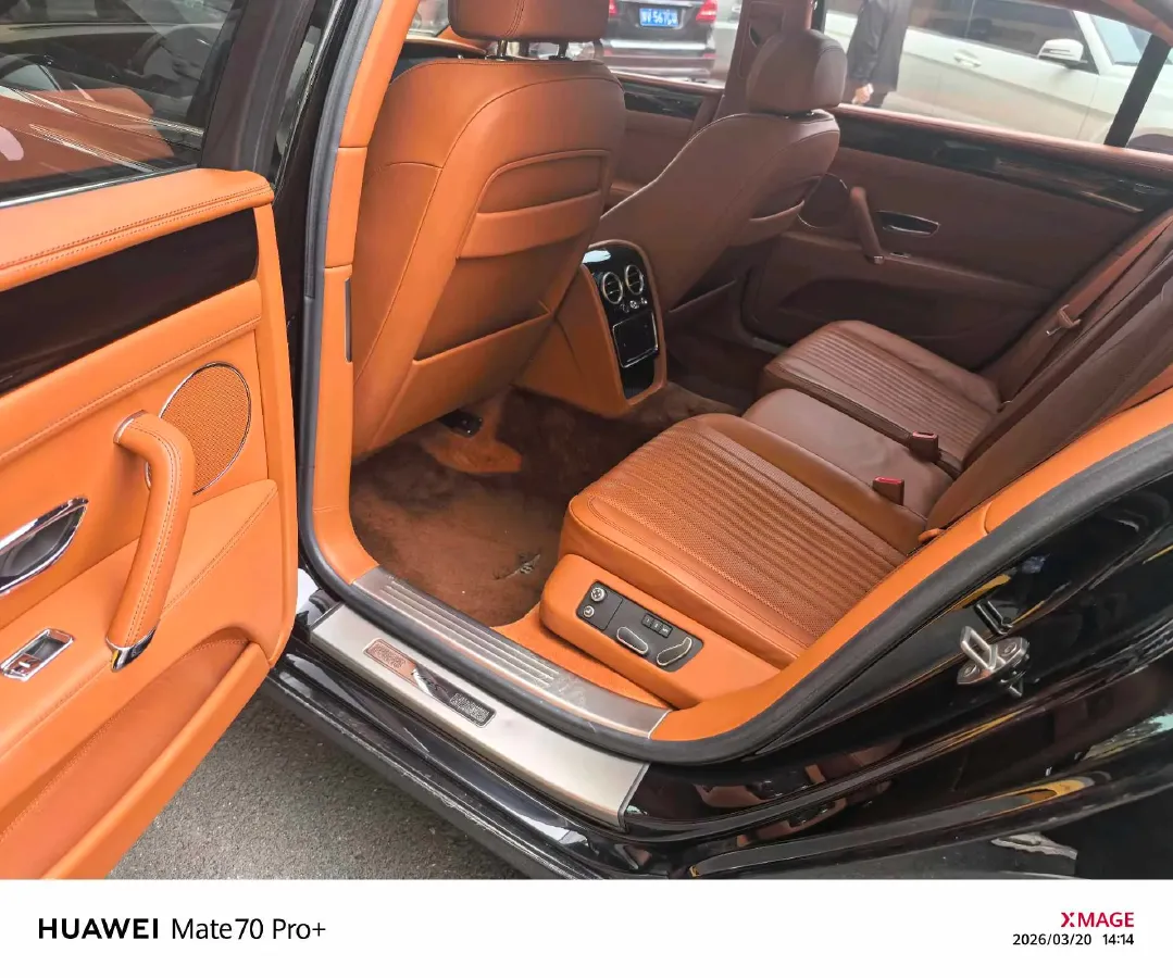 2017 Bentley Flying Spur 4.0T 528HP V8 8AT,autocango,china used car exporter,china ev exporter,chinese used car exporter,chinese used ev exporter