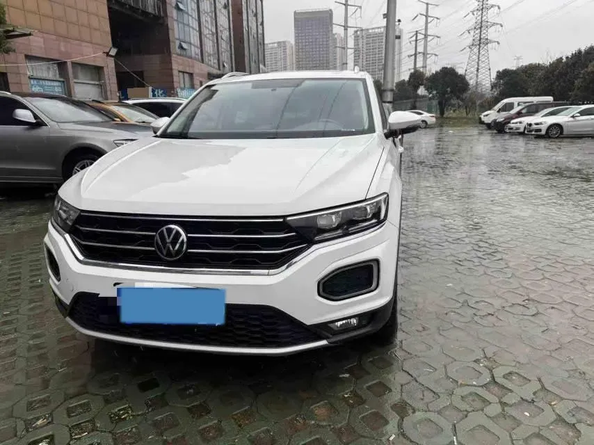 2022 Volkswagen T-Roc 1.4T 150HP L4 7DCT,autocango,china used car exporter,china ev exporter,chinese used car exporter,chinese used ev exporter