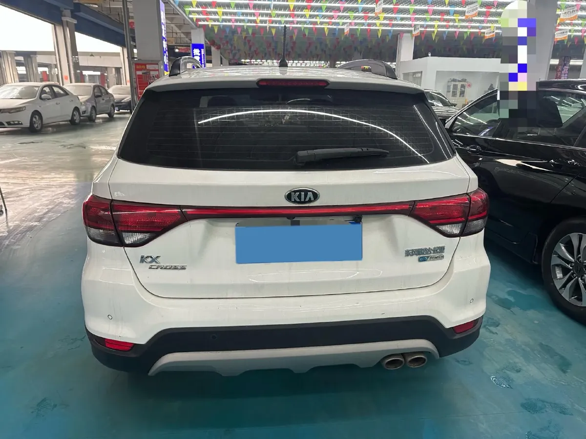 2017 Kia KX Cross 1.4L 100HP L4 6AT,autocango,china used car exporter,china ev exporter,chinese used car exporter,chinese used ev exporter