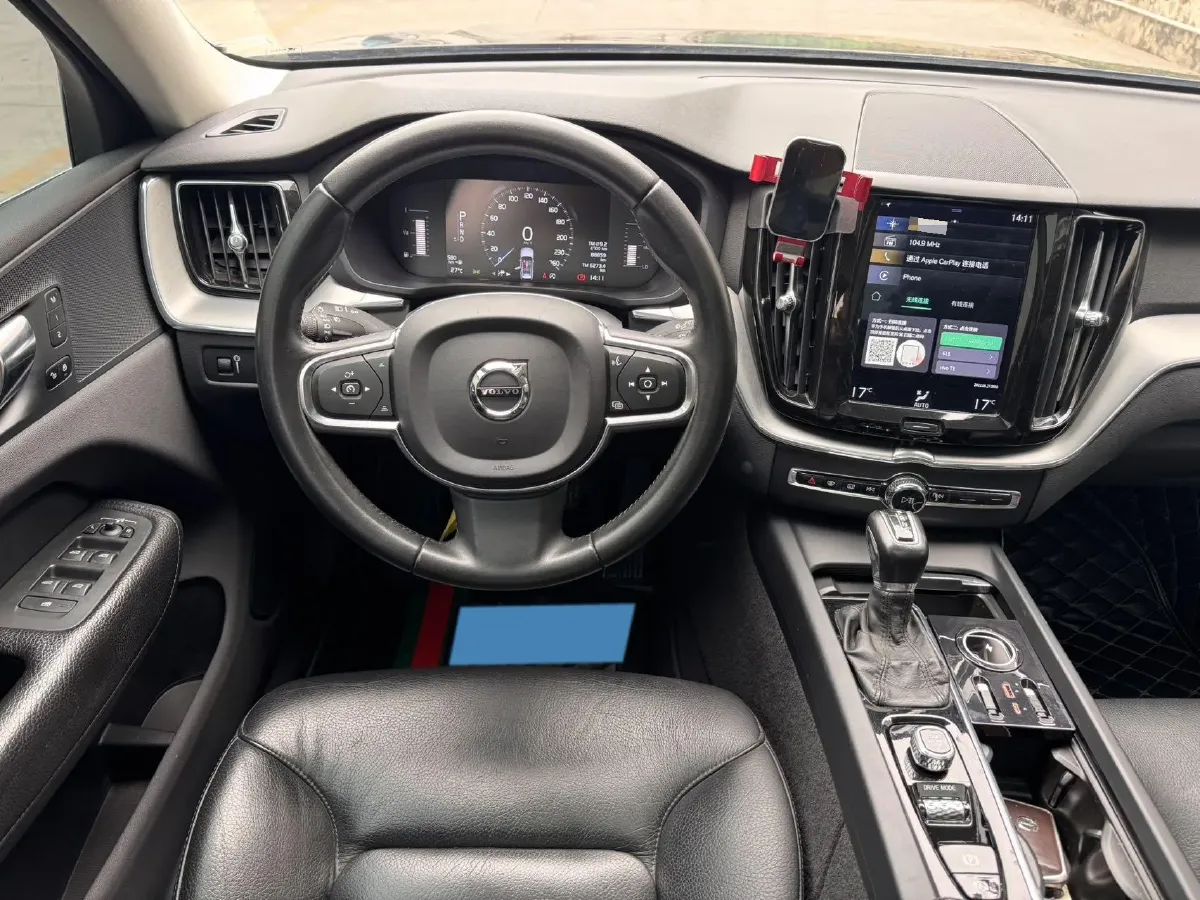 2020 Volvo XC60 2.0T 254HP L4 8AT,autocango,china used car exporter,china ev exporter,chinese used car exporter,chinese used ev exporter