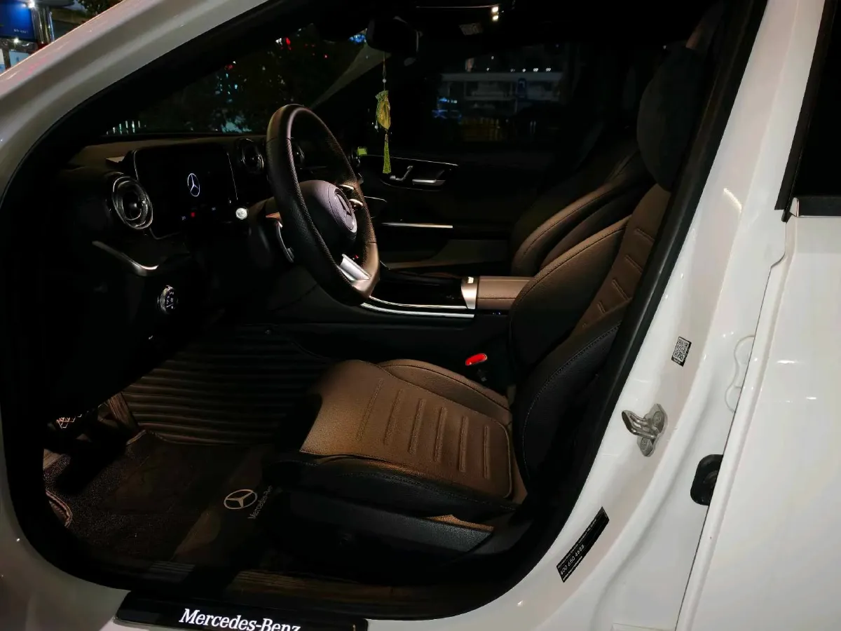 2024 Mercedes-Benz C Class 1.5T 204HP L4 9AT,autocango,china used car exporter,china ev exporter,chinese used car exporter,chinese used ev exporter