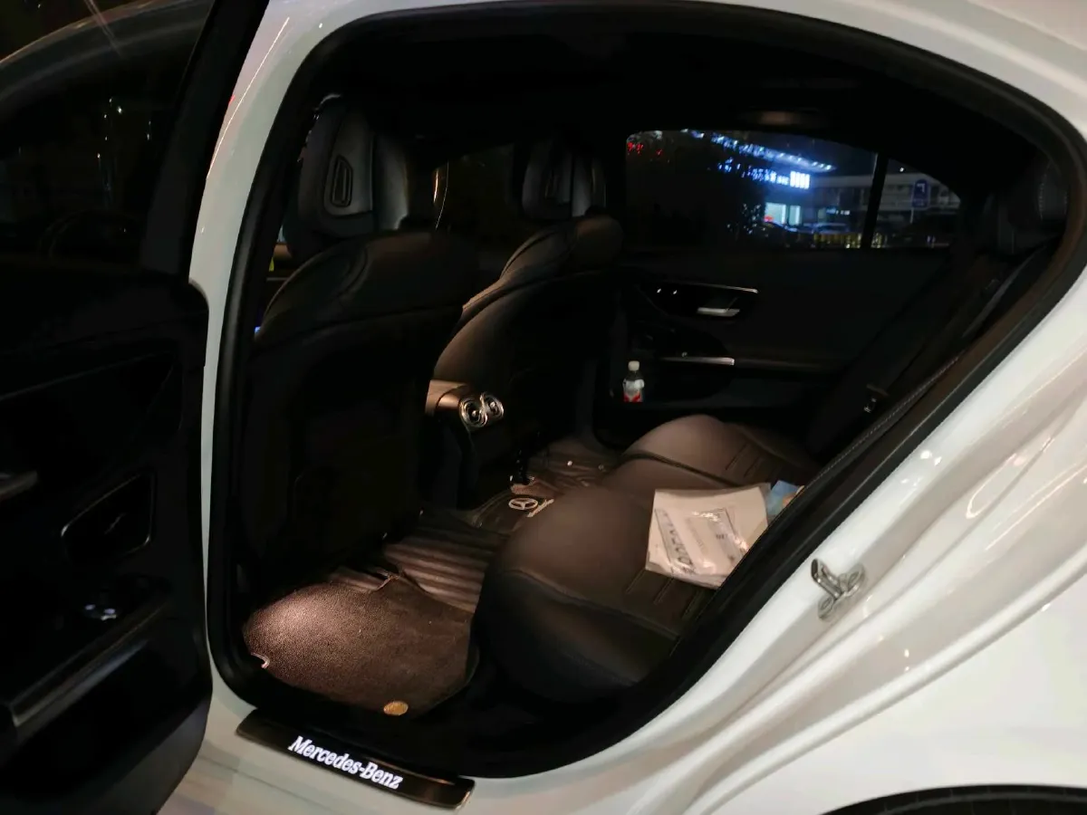 2024 Mercedes-Benz C Class 1.5T 204HP L4 9AT,autocango,china used car exporter,china ev exporter,chinese used car exporter,chinese used ev exporter