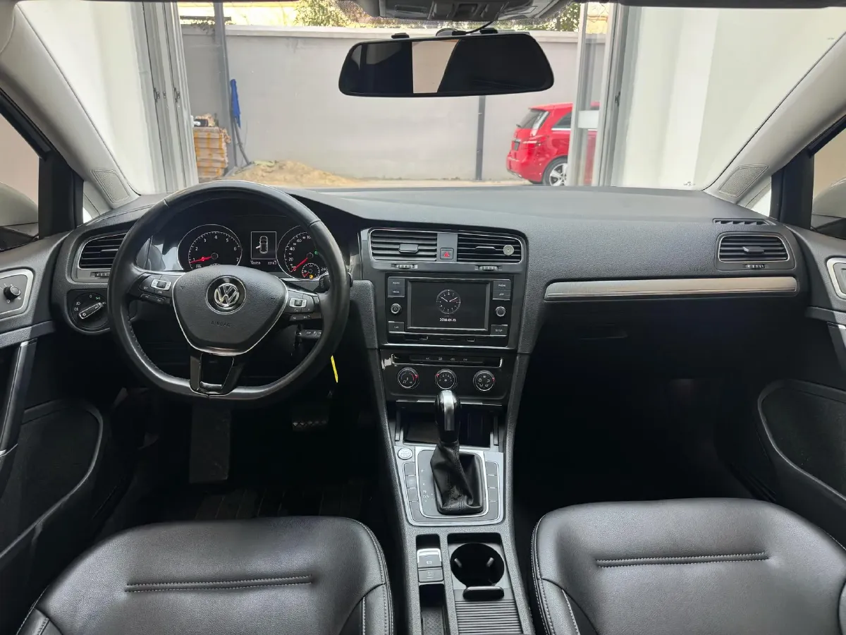 2018 Volkswagen Golf 1.4T 131HP L4 7DCT,autocango,china used car exporter,china ev exporter,chinese used car exporter,chinese used ev exporter