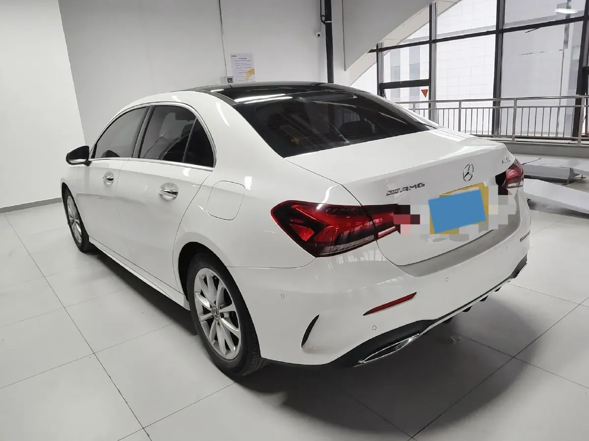 2020 Mercedes-Benz A Class 1.3T 163HP L4 7DCT,autocango,china used car exporter,china ev exporter,chinese used car exporter,chinese used ev exporter