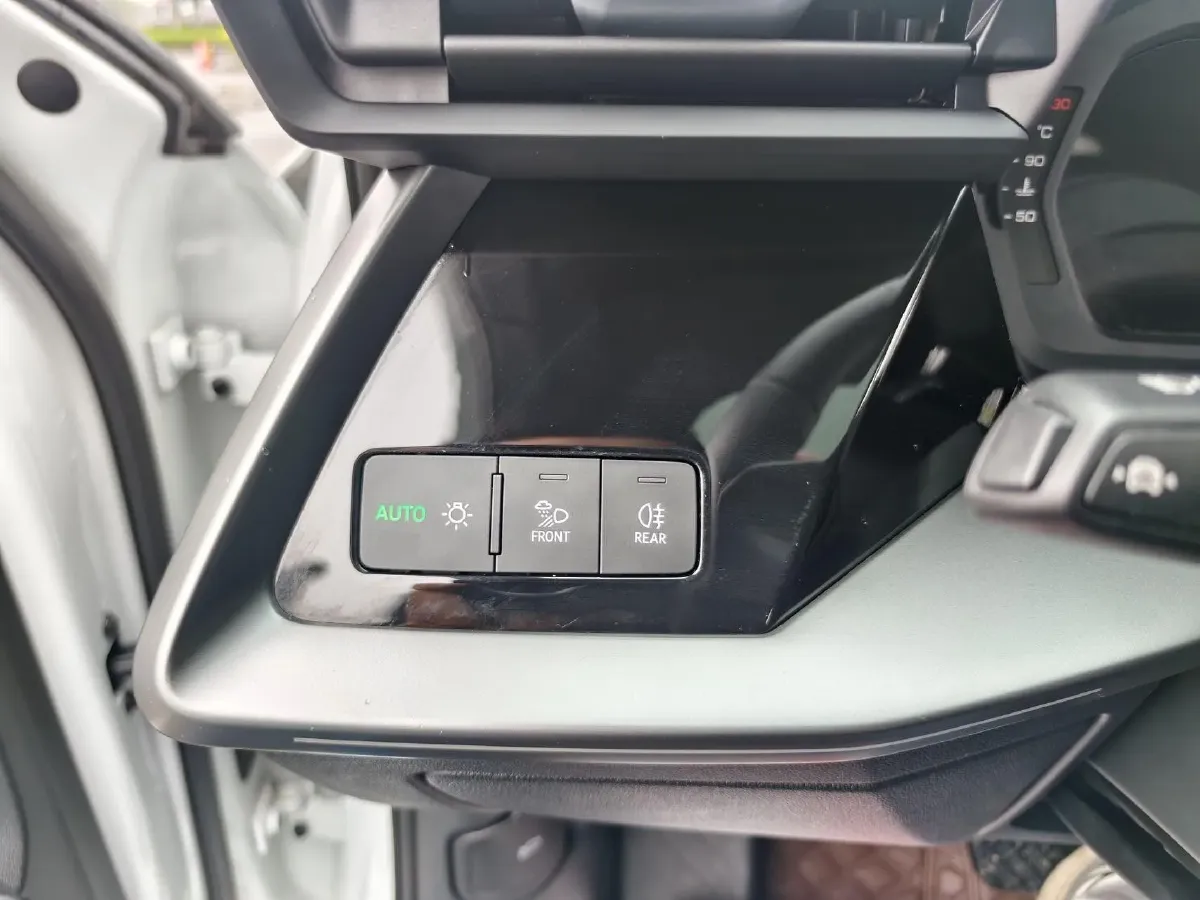 2023 Audi A3 1.4T 150HP L4 7DCT,autocango,china used car exporter,china ev exporter,chinese used car exporter,chinese used ev exporter