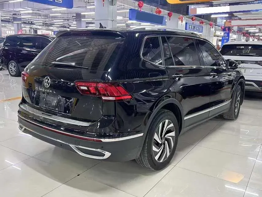 2023 Volkswagen Tiguan L 1.4T 150HP L4 7DCT,autocango,china used car exporter,china ev exporter,chinese used car exporter,chinese used ev exporter