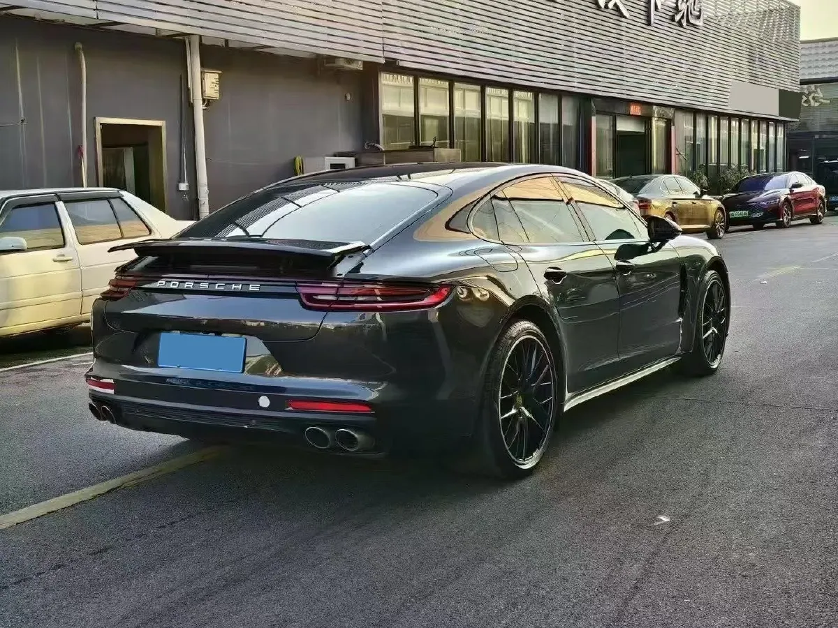 2019 Porsche Panamera 2.9T 330HP V6 8DCT,autocango,china used car exporter,china ev exporter,chinese used car exporter,chinese used ev exporter
