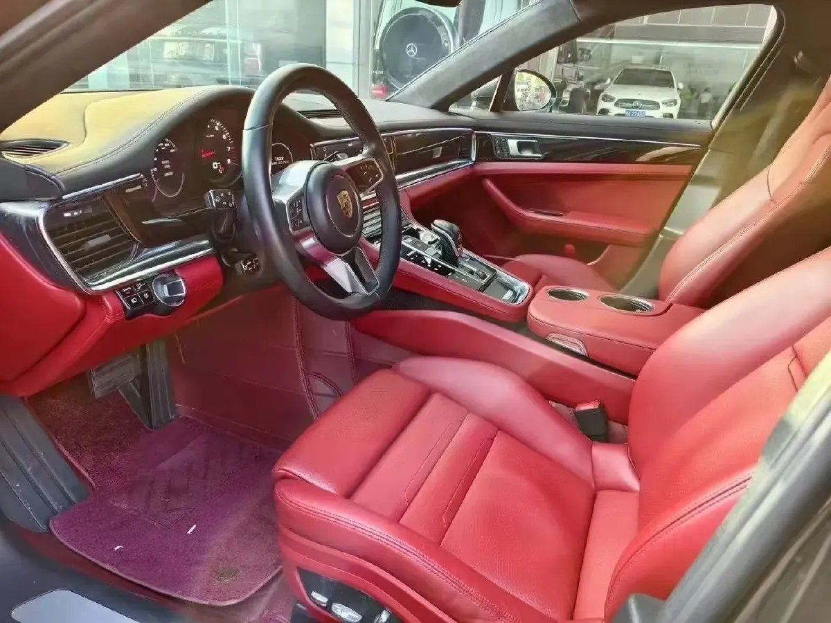 2019 Porsche Panamera 2.9T 330HP V6 8DCT,autocango,china used car exporter,china ev exporter,chinese used car exporter,chinese used ev exporter