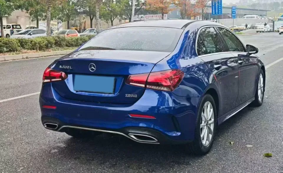 2021 Mercedes-Benz A Class 1.3T 163HP L4 7DCT,autocango,china used car exporter,china ev exporter,chinese used car exporter,chinese used ev exporter