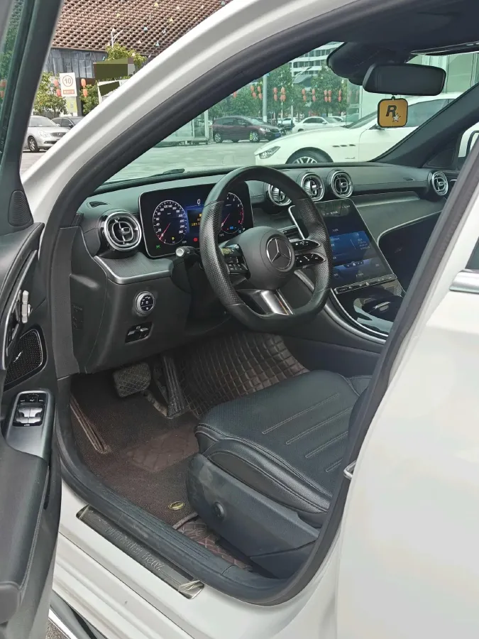 2022 Mercedes-Benz C Class 1.5T 170HP L4 9AT,autocango,china used car exporter,china ev exporter,chinese used car exporter,chinese used ev exporter