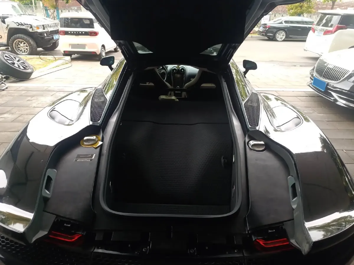 2019 Lorinser MAYBACH S Class 3.0T 367HP V6 9AT,autocango,china used car exporter,china ev exporter,chinese used car exporter,chinese used ev exporter