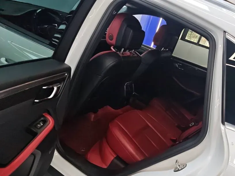 2018 Porsche Macan 3.0T 354HP V6 7DCT,autocango,china used car exporter,china ev exporter,chinese used car exporter,chinese used ev exporter