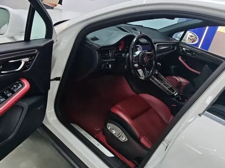 2018 Porsche Macan 3.0T 354HP V6 7DCT,autocango,china used car exporter,china ev exporter,chinese used car exporter,chinese used ev exporter