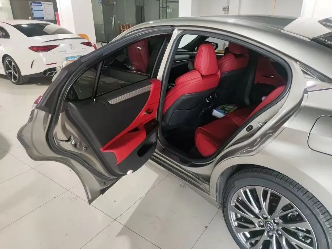 2020 Lexus ES 2.5L 207HP L4 8AT,autocango,china used car exporter,china ev exporter,chinese used car exporter,chinese used ev exporter