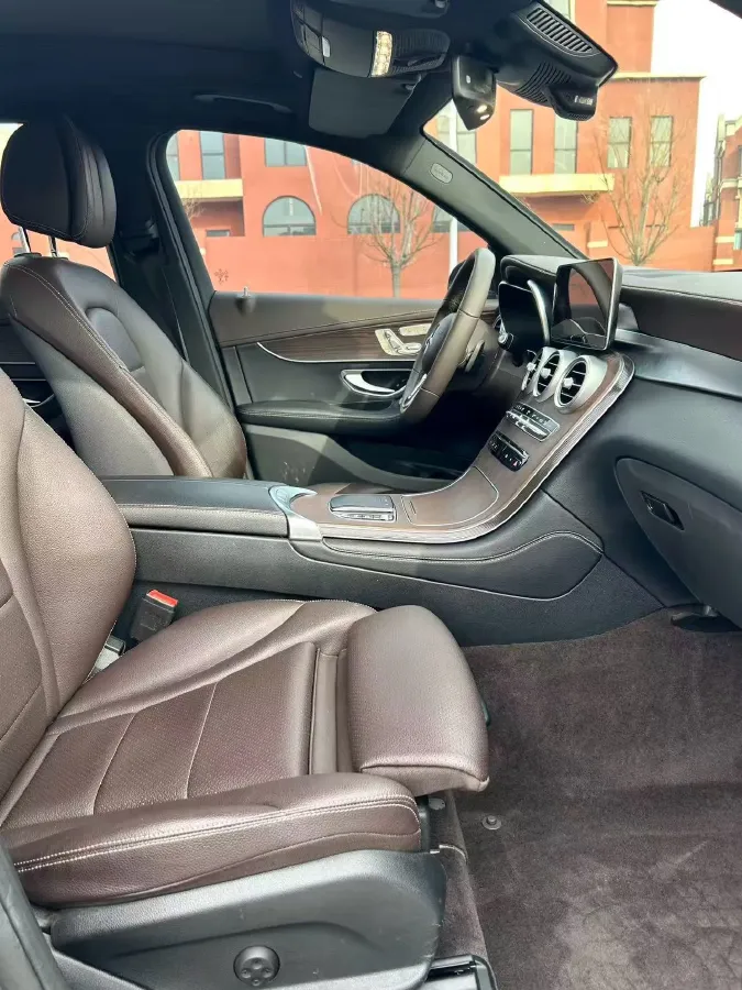 2021 Mercedes-Benz GLC Class 2.0T 258HP L4 9AT,autocango,china used car exporter,china ev exporter,chinese used car exporter,chinese used ev exporter