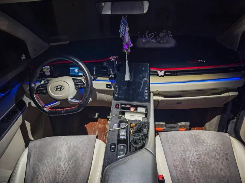 2021 Hyundai Custo 2.0T 236HP L4 8AT,autocango,china used car exporter,china ev exporter,chinese used car exporter,chinese used ev exporter