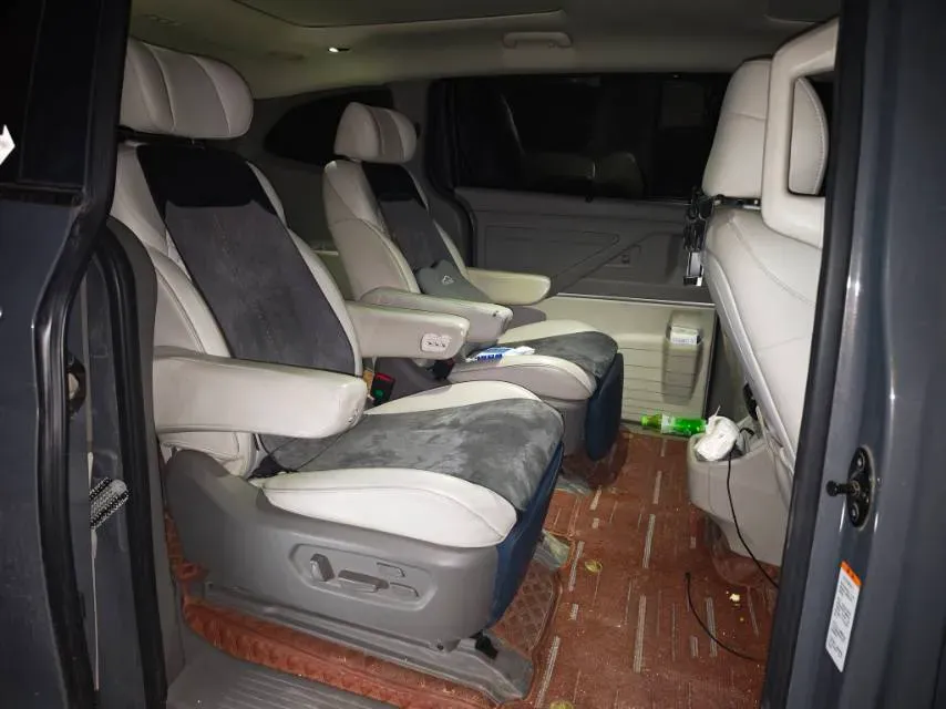 2021 Hyundai Custo 2.0T 236HP L4 8AT,autocango,china used car exporter,china ev exporter,chinese used car exporter,chinese used ev exporter