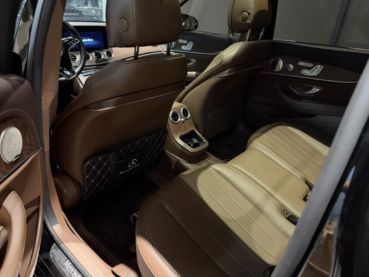 2022 Mercedes-Benz E Class 2.0T 258HP L4 9AT,autocango,china used car exporter,china ev exporter,chinese used car exporter,chinese used ev exporter