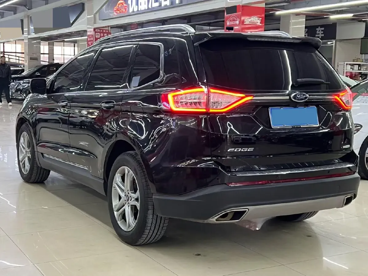 2018 Ford Edge 2.0T 245HP L4 6AT,autocango,china used car exporter,china ev exporter,chinese used car exporter,chinese used ev exporter